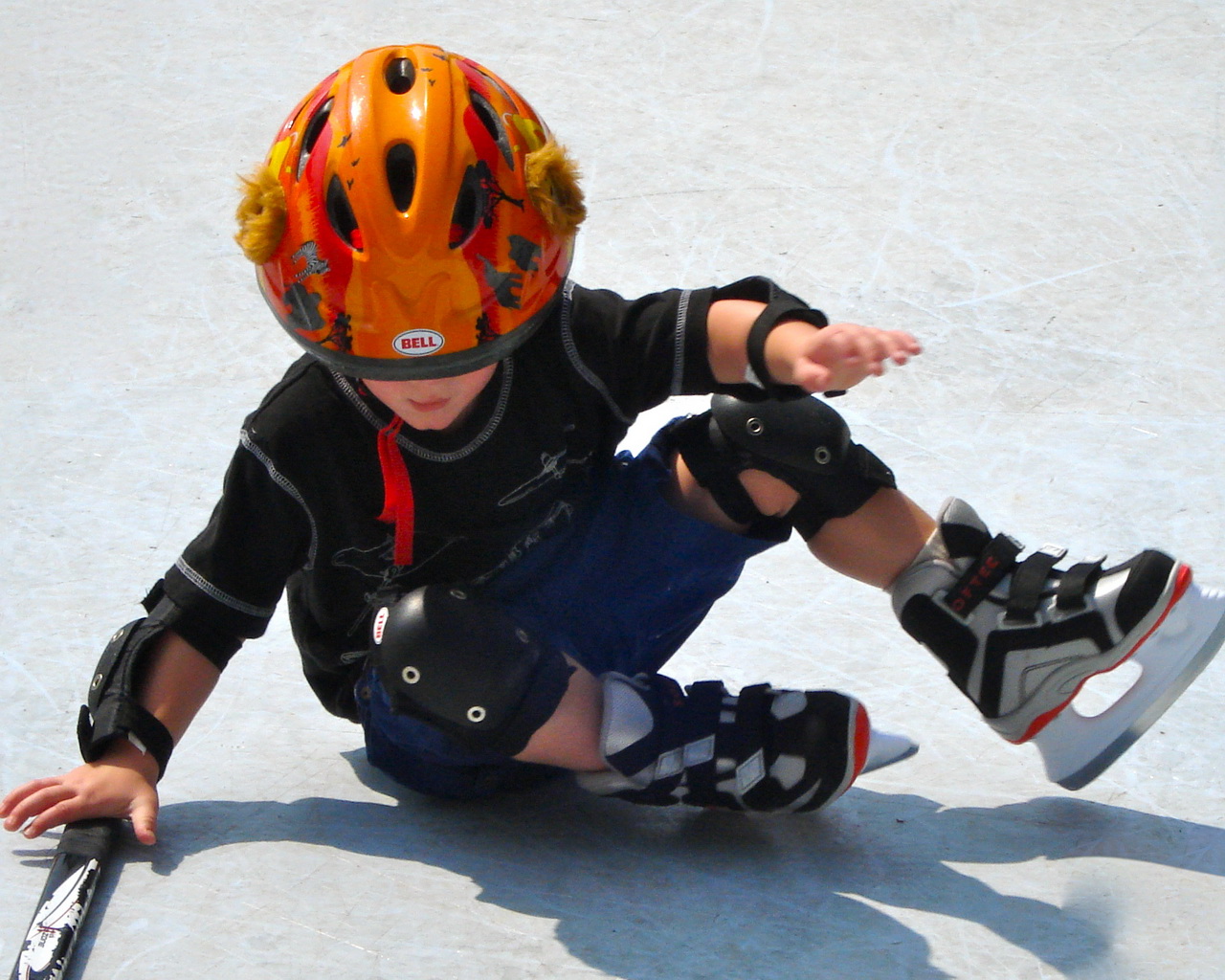 How to Ice Skate for Beginners - All Year Sports Galaxy